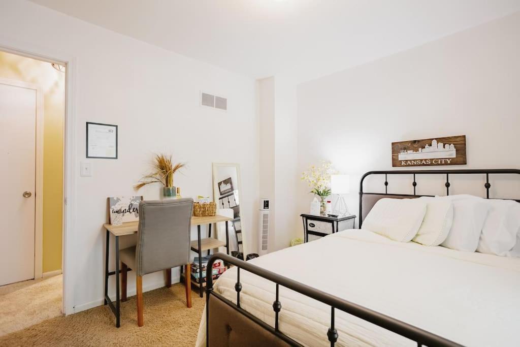 Becky & Marvels 420 Stay - Private Room Kansas City Zewnętrze zdjęcie